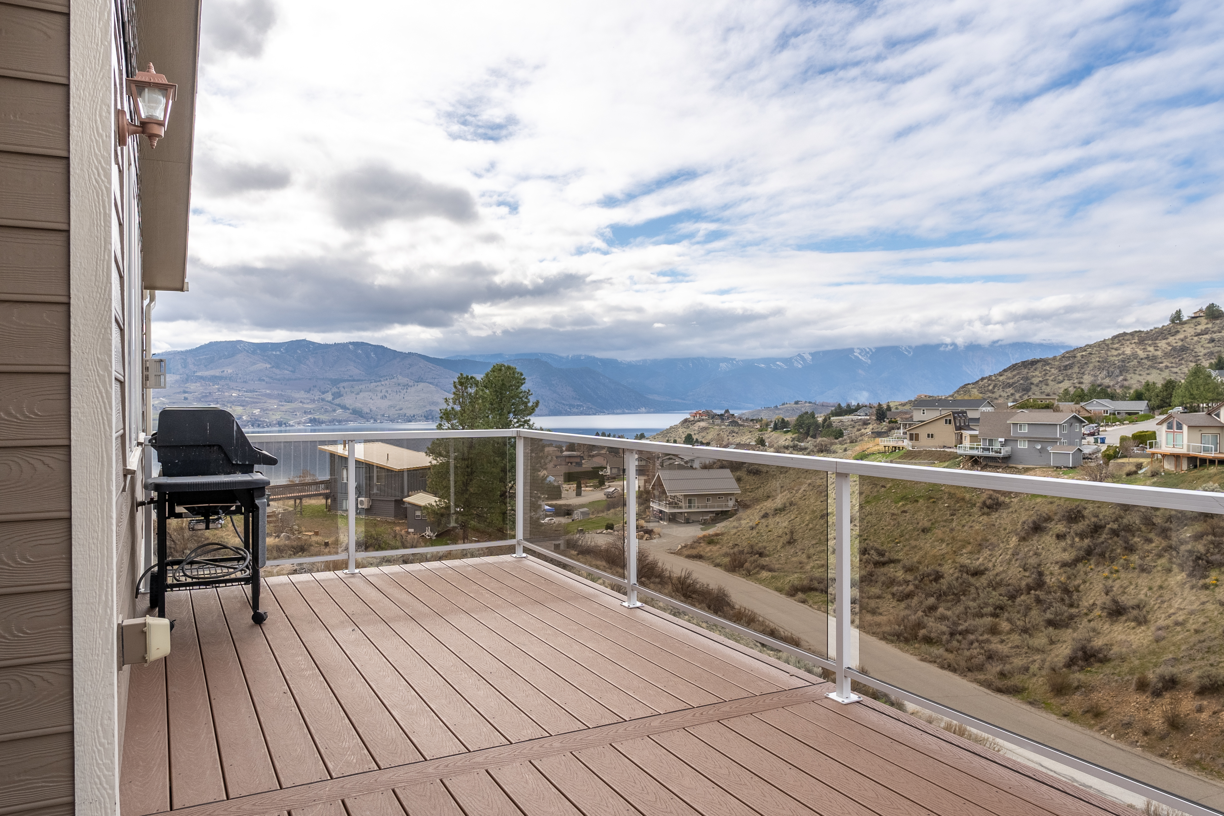 Cresent St Chelan WA