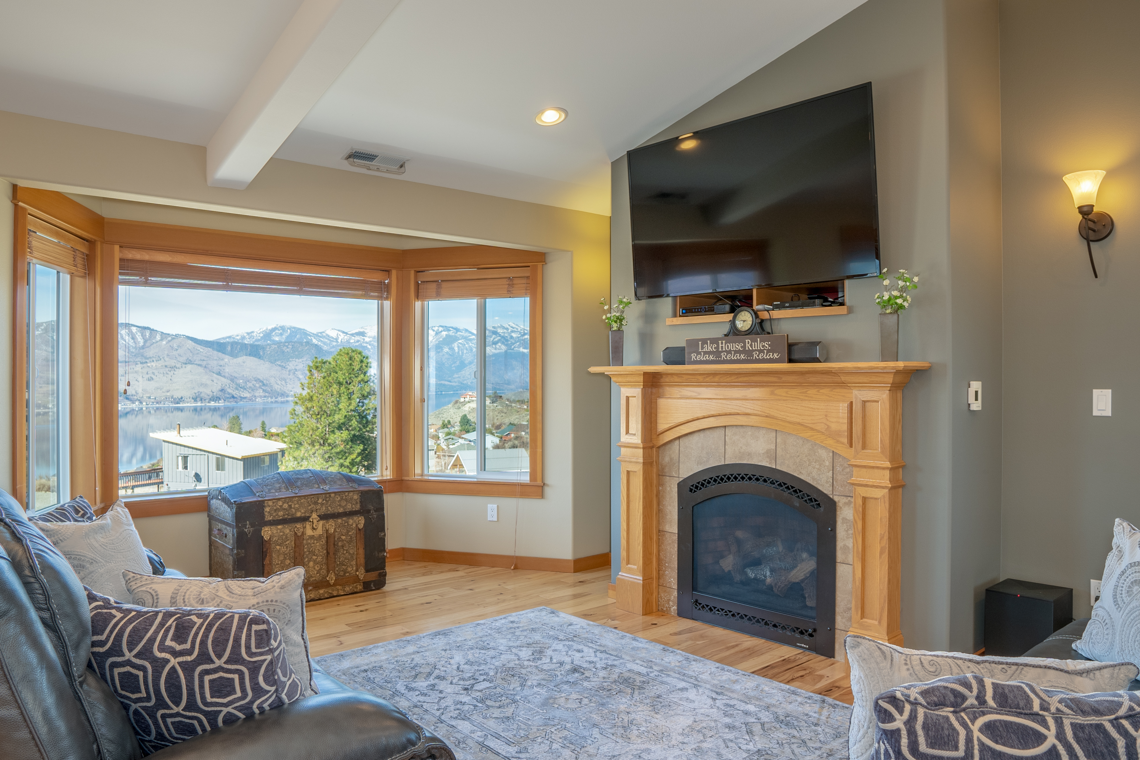 Chelan Hills Home for Sale